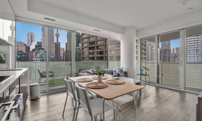Central Waterfront House | Stunning Lake View Suite in Core Harbourfront