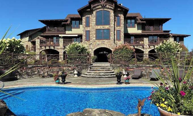 Pleasant Valley Cabin | Stunning Modern Artistically Crafted Lodge. 50 pristine acres with 9ac pond/pool