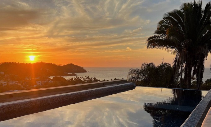 North End House | Stunning Ocean Views; 2 Pools;10 min walk to beach