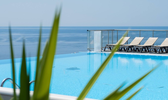 Cap d'Ail Apartment | Stunning -Ocèane-pool,sea view,close to Monaco!