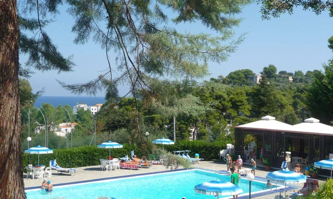 Vico del Gargano House | Stunning private villa for 5 people with pool, A/C, WIFI and terrace
