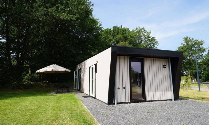 IJhorst House | Stunning private villa for 4 people with WIFI, pool, TV, terrace and parking