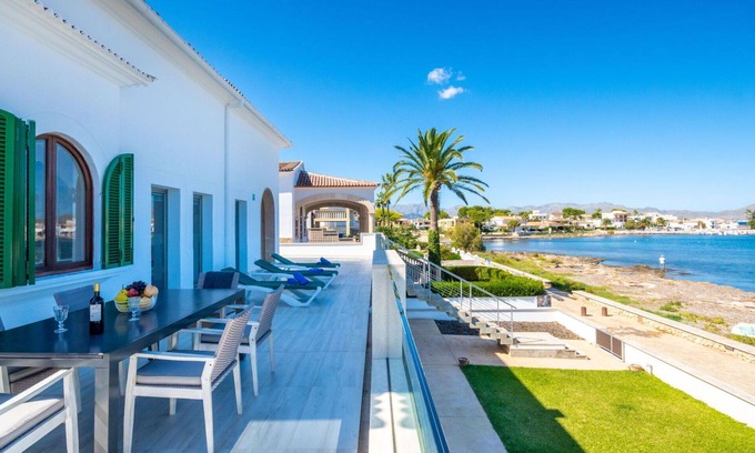 es Bacares Villa | Stunning private villa for 10 people with A/C, WIFI, TV and patio