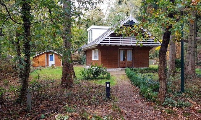 Norg House | Stunning private villa for 6 people with WIFI, TV and terrace