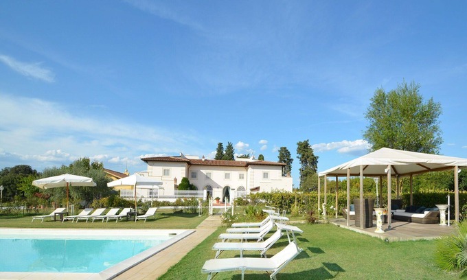 Signa Villa | Stunning private villa with A/C, WIFI, hot tub, private pool and TV, close to Florence
