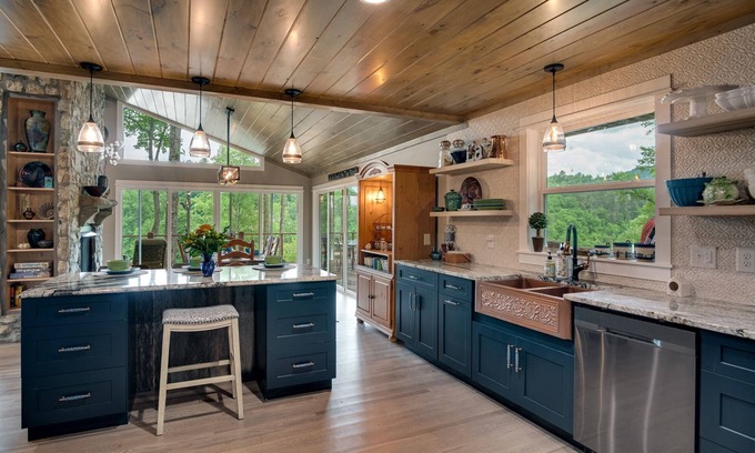 Franklin House | Stunning Riverfront Home in the Smokey Mountains of Franklin, NC