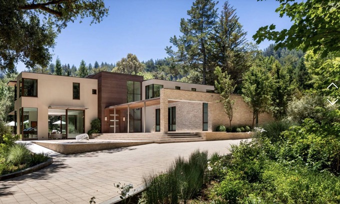 San Anselmo House | Stunning Ross Estate w/Heated Pool for Summer Rental - 1 month minimum