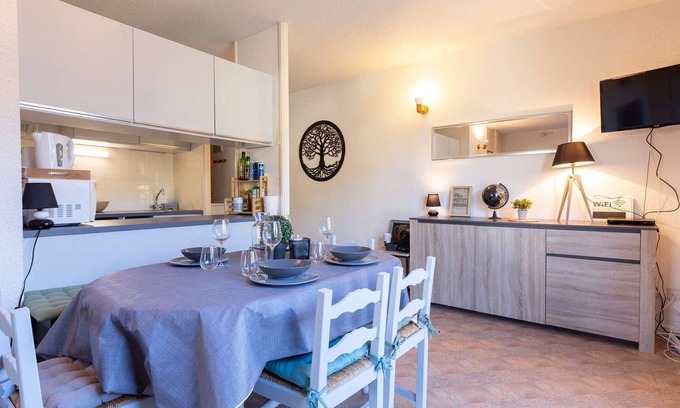 Pla d'Adet Apartment | Stunning Ski-In/Ski-Out Apartment for 6 with Mountain Views and Nearby Amenities