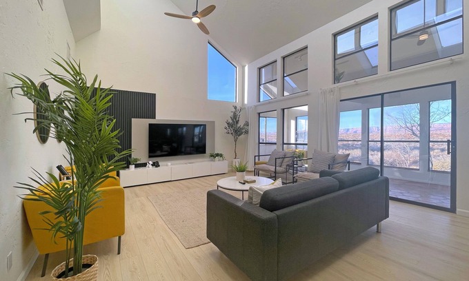 Page House | Stunning Sunrise to Sunset Views! One Acre Property