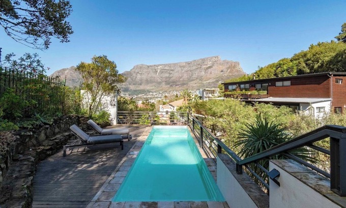 Cape Town City Centre Villa | Stunning Tamboerskloof Home with Panoramic Views