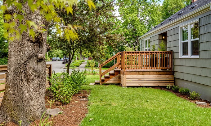 Amazon House | Stunning U of O Home – Just Steps from Hayward Field!