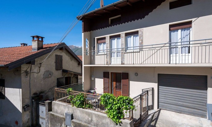 Bracchio House | Stunning villa for 4 people with WIFI, TV, terrace and pets allowed