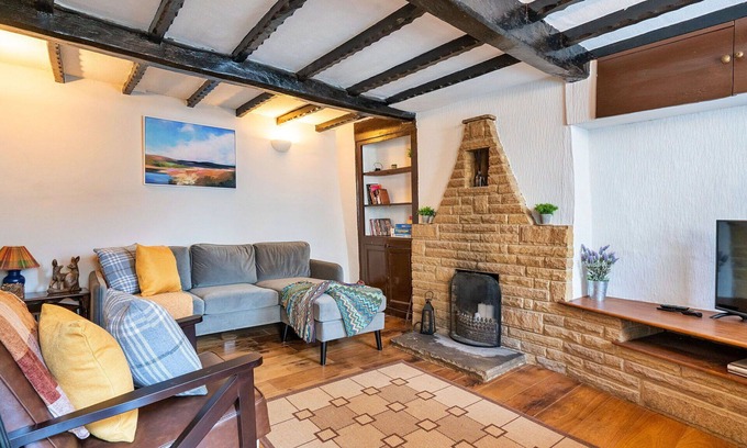 Bradwell House | Stunning villa for 4 people with WIFI and pets allowed