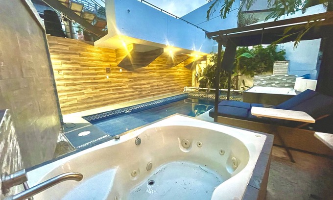 Cuernavaca Apartment | Style & Design Loft: 2 PRIVATE JACUZZIS, POOL, TERRACE, GRILL!