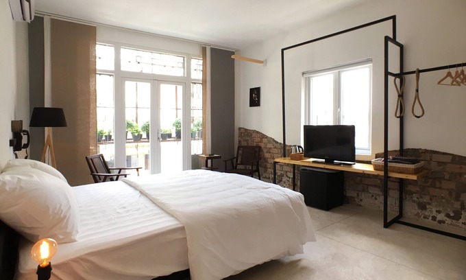 Dong Khoi Apartment | STYLED OUT STUDIO APARTMENT