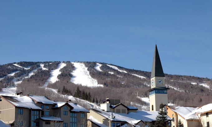 Stratton Mountain House | StylesBrook Townhouse - Great Location for Ski Families! Private EV charger!