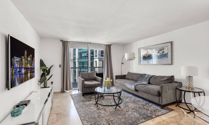 Brickell Apartment | Stylish 1BR Brickell Retreat | Walk to Everything