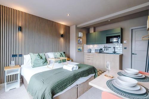 Llandudno Apartment | Stylish 1BR Studio with Luxury Finishes