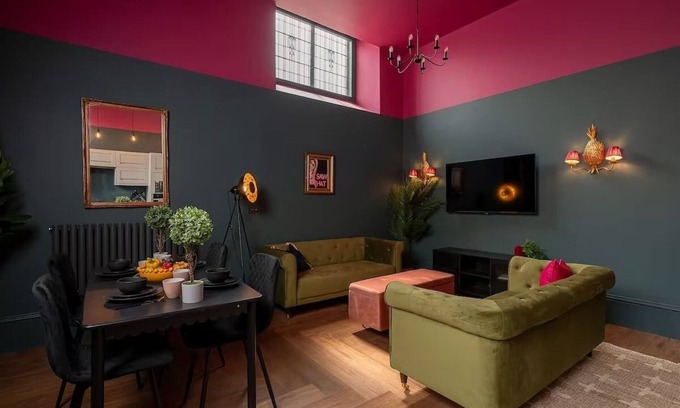 Barnard Castle Apartment | Stylish 2-Bedroom Chapel Retreat