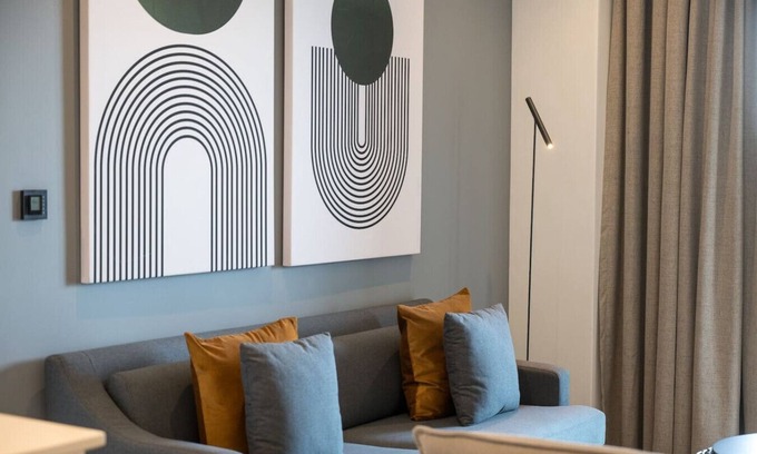 Umhlanga Apartment | Stylish 2001 Oceans Apartments