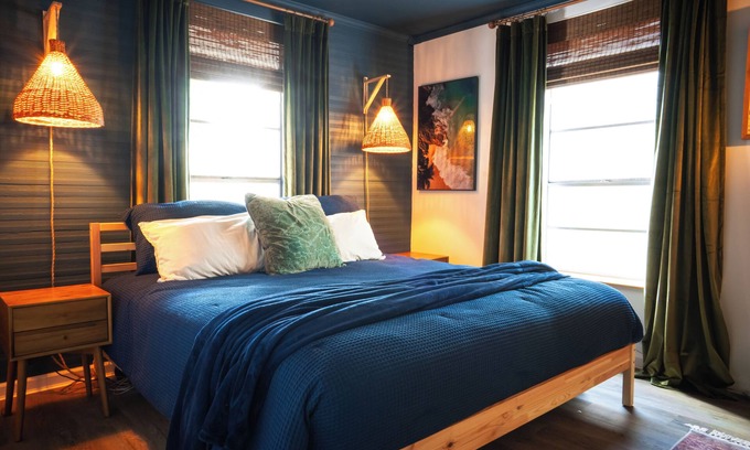 South Pensacola House | Stylish Abode - Downtown Pensacola