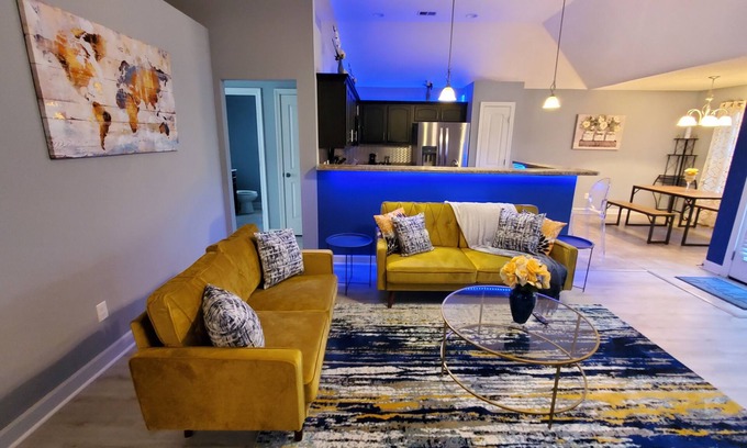 DeSoto County House | Stylish and Cozy home in Walls, Ms
