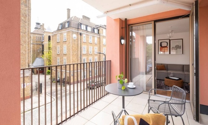 Somers Town Apartment | Stylish and Modern Two Bedroom near Regents Park