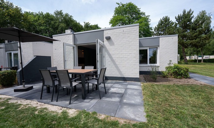 Borger House | Stylish Borger Bungalow