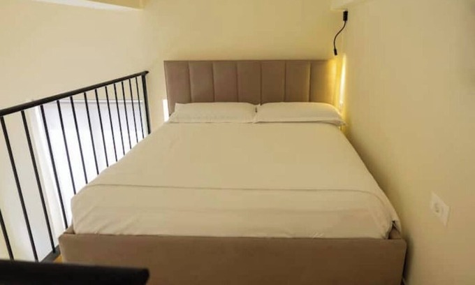 Sarande Hotel | Stylish Central Duplex Retreat | Sleeps 2–4