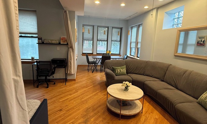 Irving Park Apartment | Stylish Chicago 1.5BR, 1 Bath + Sleeper Sofa Condo