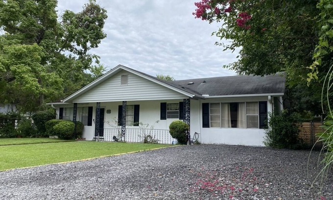 West Ashley Apartment | Stylish & comfortable guest suite