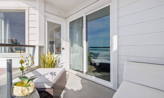 Cayucos House | Stylish, dog-friendly suite with balcony, ocean & pier views - walk everywhere