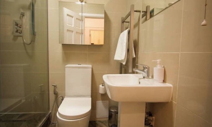 Brompton & Hans Town Apartment | Stylish flat in Oxford Circusnn