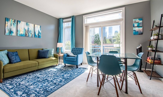 Belltown Condo | Stylish Home in the Heart of Seattle!