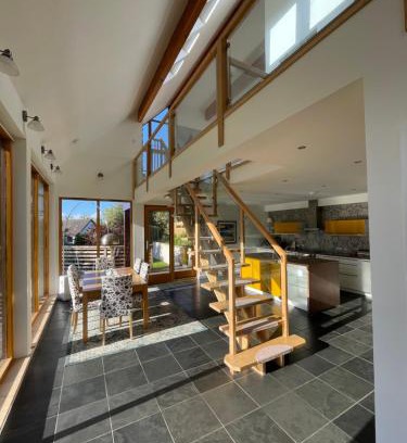 Connel House | Stylish house in quiet village nr Oban