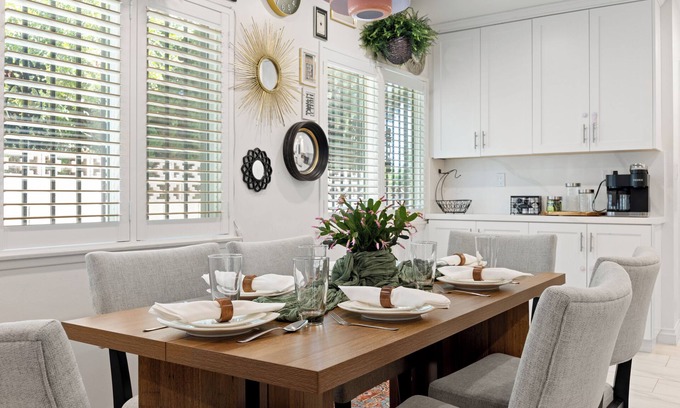 Northridge House | Stylish LA Getaway w/Hot Tub