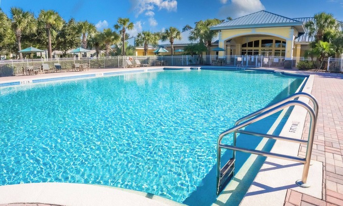 Kissimmee Apartment | Stylish, Modern 1 Bed 1 Bath Apartment in Kissimmee, Florida! Sleeps 1 to 4!