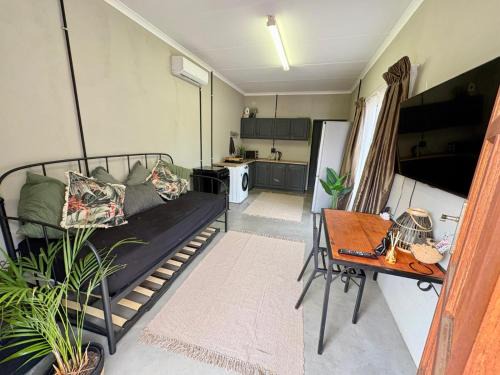 Polokwane Apartment | Stylish One Bedroom Garden Suite