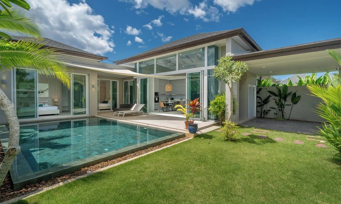 Bang Tao Villa | Stylish Pool Villa 10 Min to Layan Beach - 3 BR