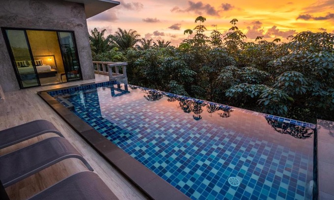 Ko Lanta Villa | Stylish Pool Villa - 10 Mins Walk To The Beach