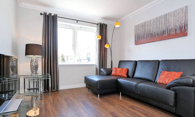 Inverurie Apartment | Stylish two bedroom apartment in Inverurie, Scotland