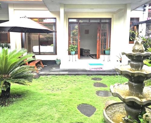 Senggigi House | Suci's Friendly Garden Cottage