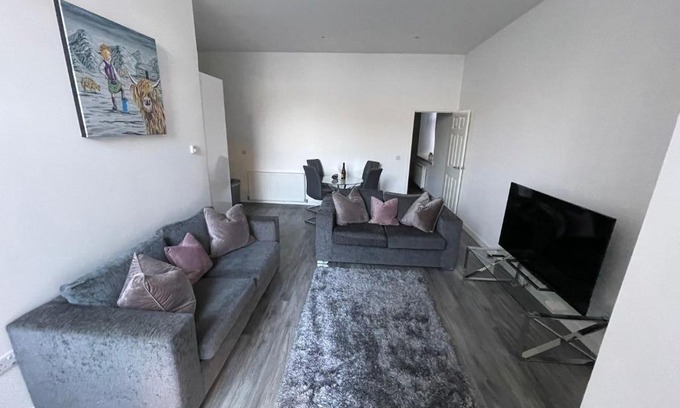 Dundee Apartment | Sugar House Wynd Apartment