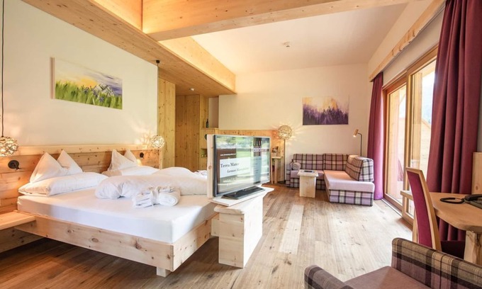 Haus House | "Suite Bergsonne" with bathtub, shower, WC (1-3 n.) - Nature and wellness hotel