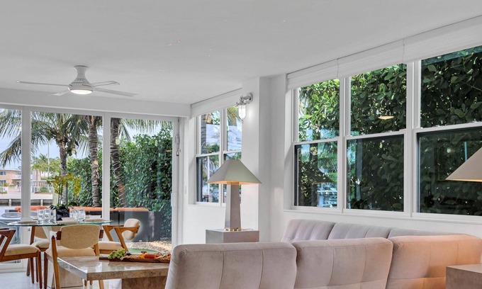 Barrier Island Condo | Suite by Beach | Waterfront | Lago Key Two