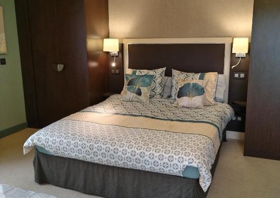 Juvignac Apartment | Suite Deluxe vue sur Golf