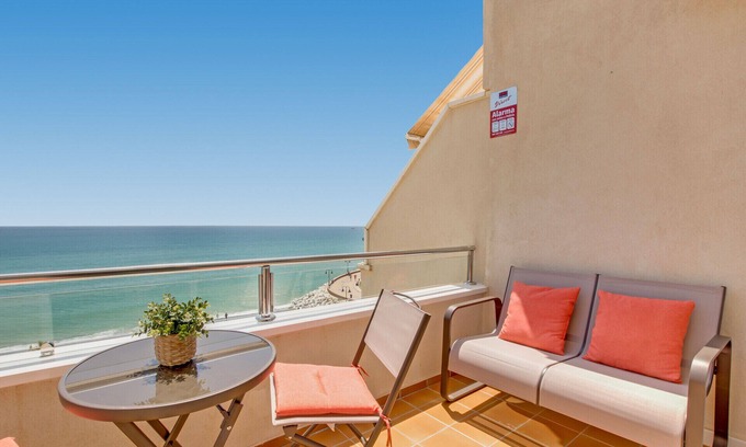 Costa del Sol Apartment | Suite Edén - Beachfront