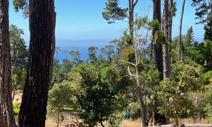 Northwest Carmel House | Suite Spot - Carmel House - Carmel Hideway