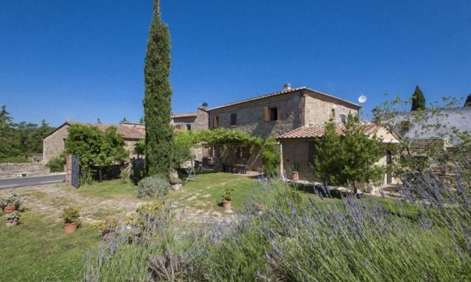 Civitella Paganico Other | Suite with garden view. an intimate nest for a couple