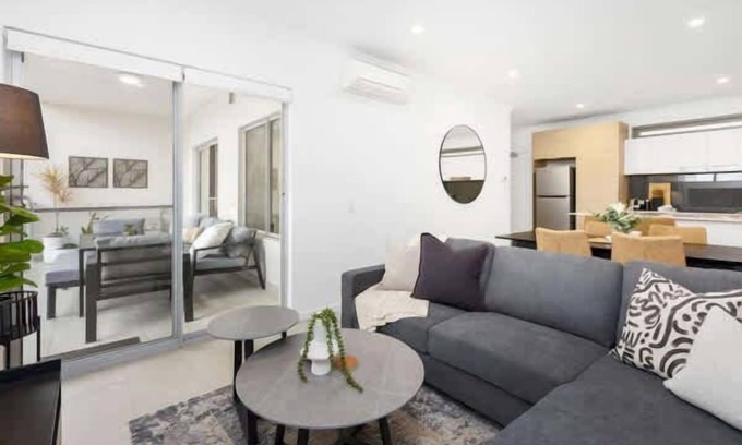 Scarborough Apartment | Summer Breeze Summary
